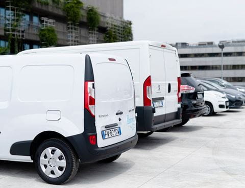 Electrify your fleet! Large JPG-IT_19_84